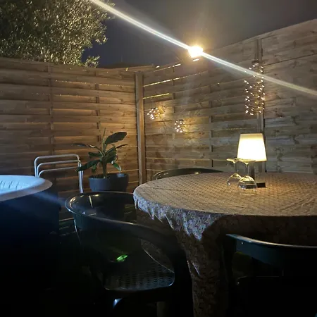 Avec Terrasse Et *